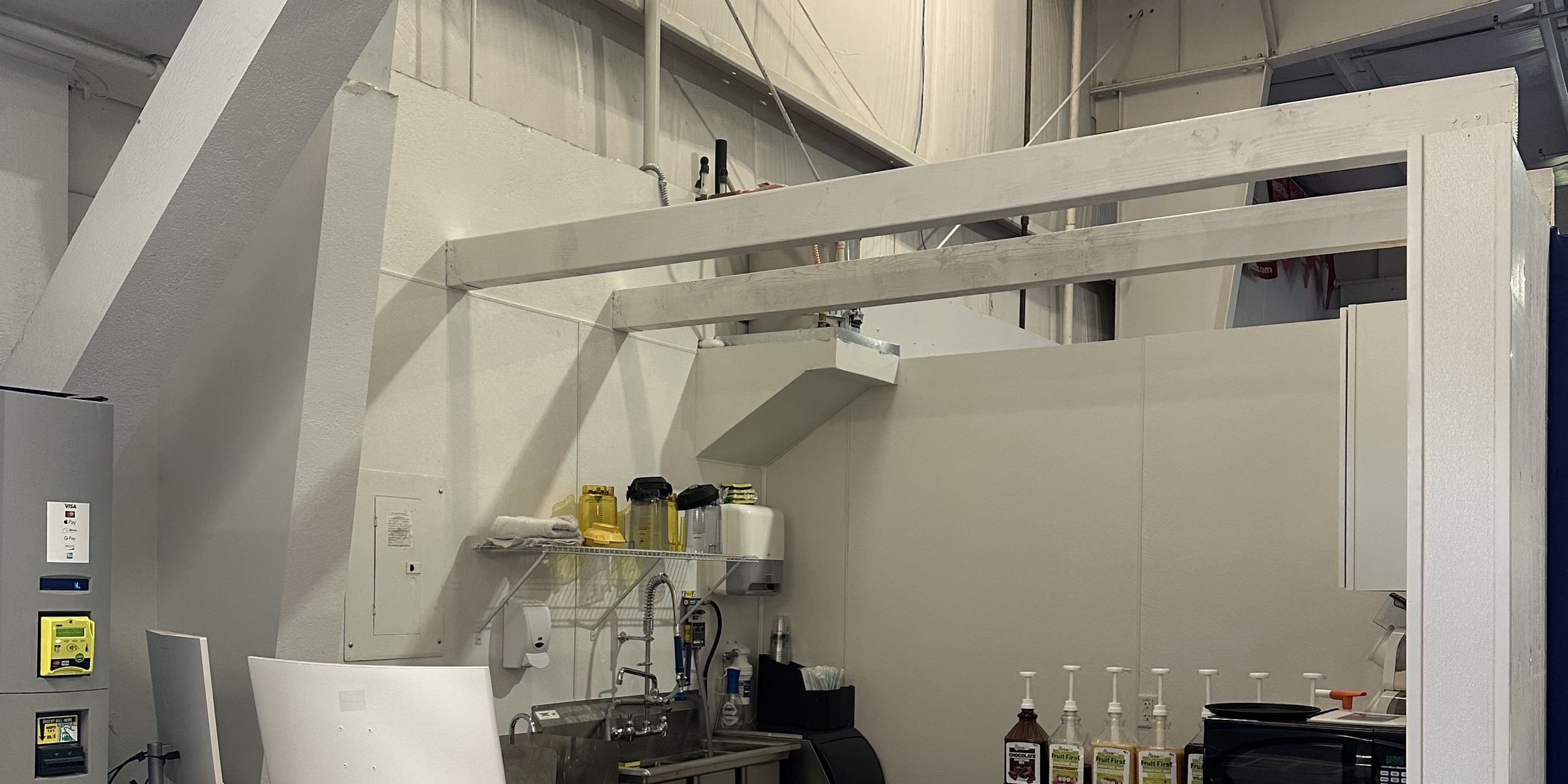 Finished commercial smoothie-bar build-out by Thor Builders